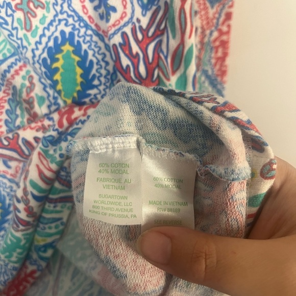 Lilly Pulitzer Women's Odette Tunic Multi Let Minnow Top size XS - Picture 3 of 5